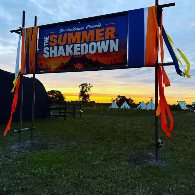 The Cowboys and Cowgirls came out in force this weekend for the fourth @brackenxcapes Summer Shakedown! The acts, the guests and even the weather all delivered and made it yet another fantastic event. Well done to Nigel and all the team! #Electrovoice #summershakedown #livesound #summerevents #eventhire #nottinghamevents #thesoulsolution #thestreethawks